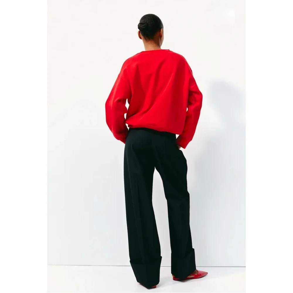 Red Paris Sweatshirt (S) - Picture 5 of 9